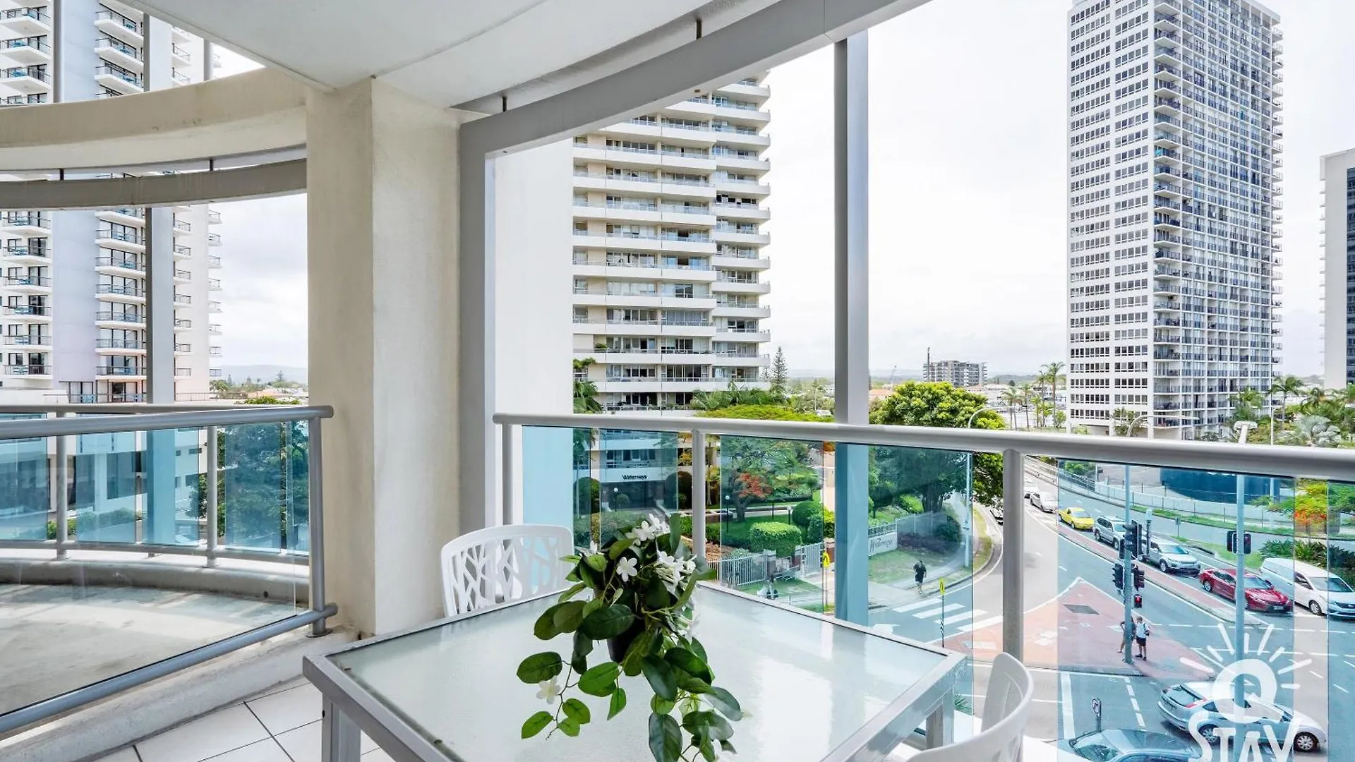 Appartamento Chevron Renaissance Surfers Paradise Mid Week Madness Deal - Q Gold Coast