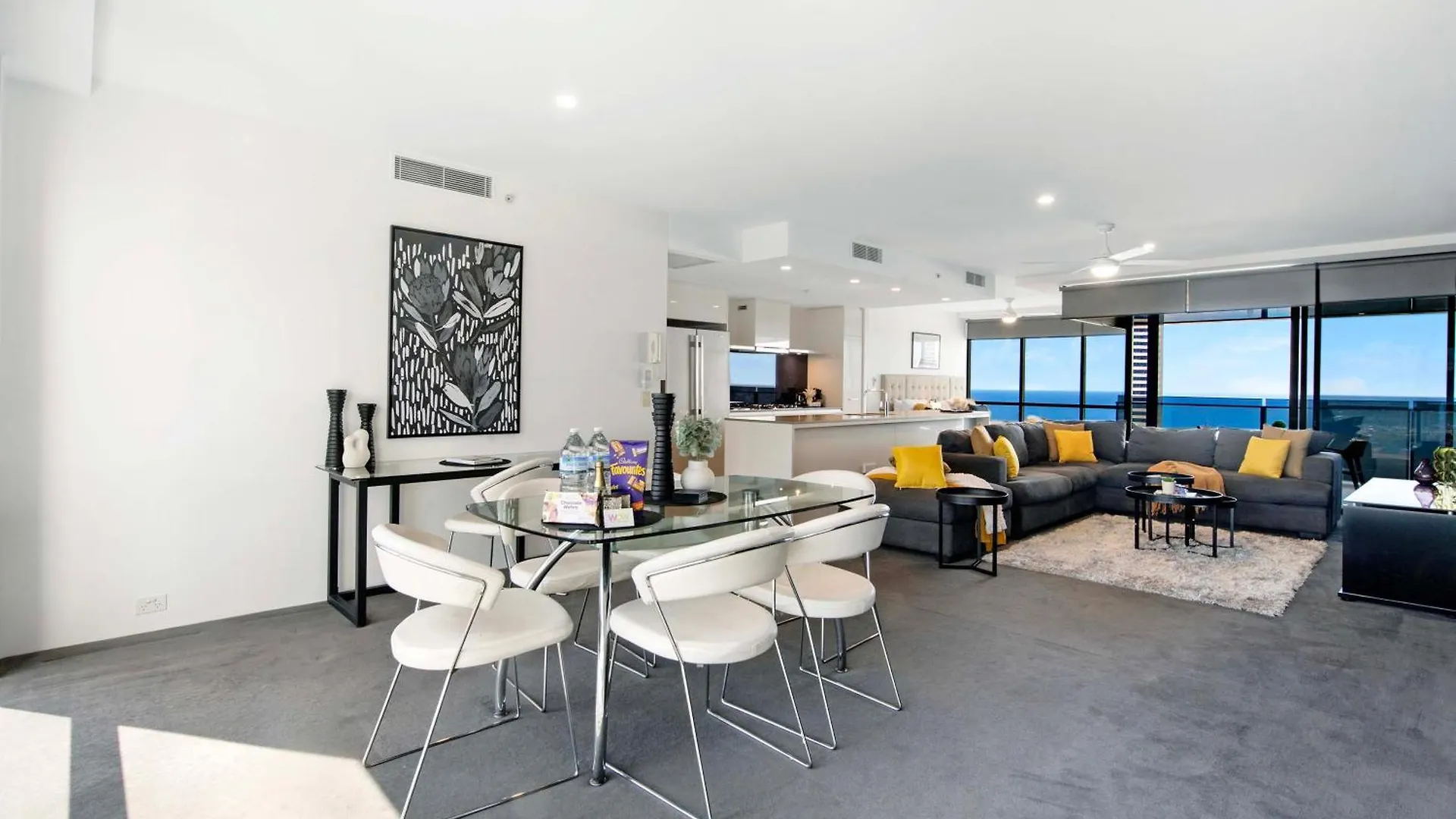 Apartament Self-contained At Circle On Cavill - Privately Managed - Wow *