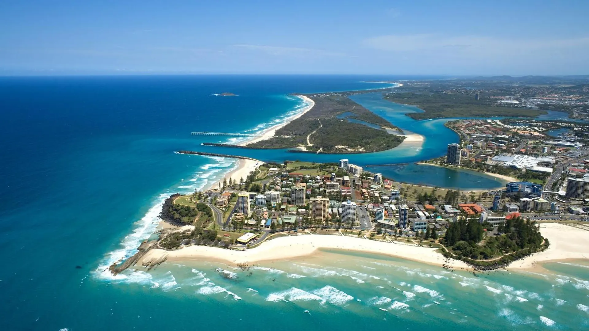 Aparthotel Rainbow Commodore Coolangatta 4*