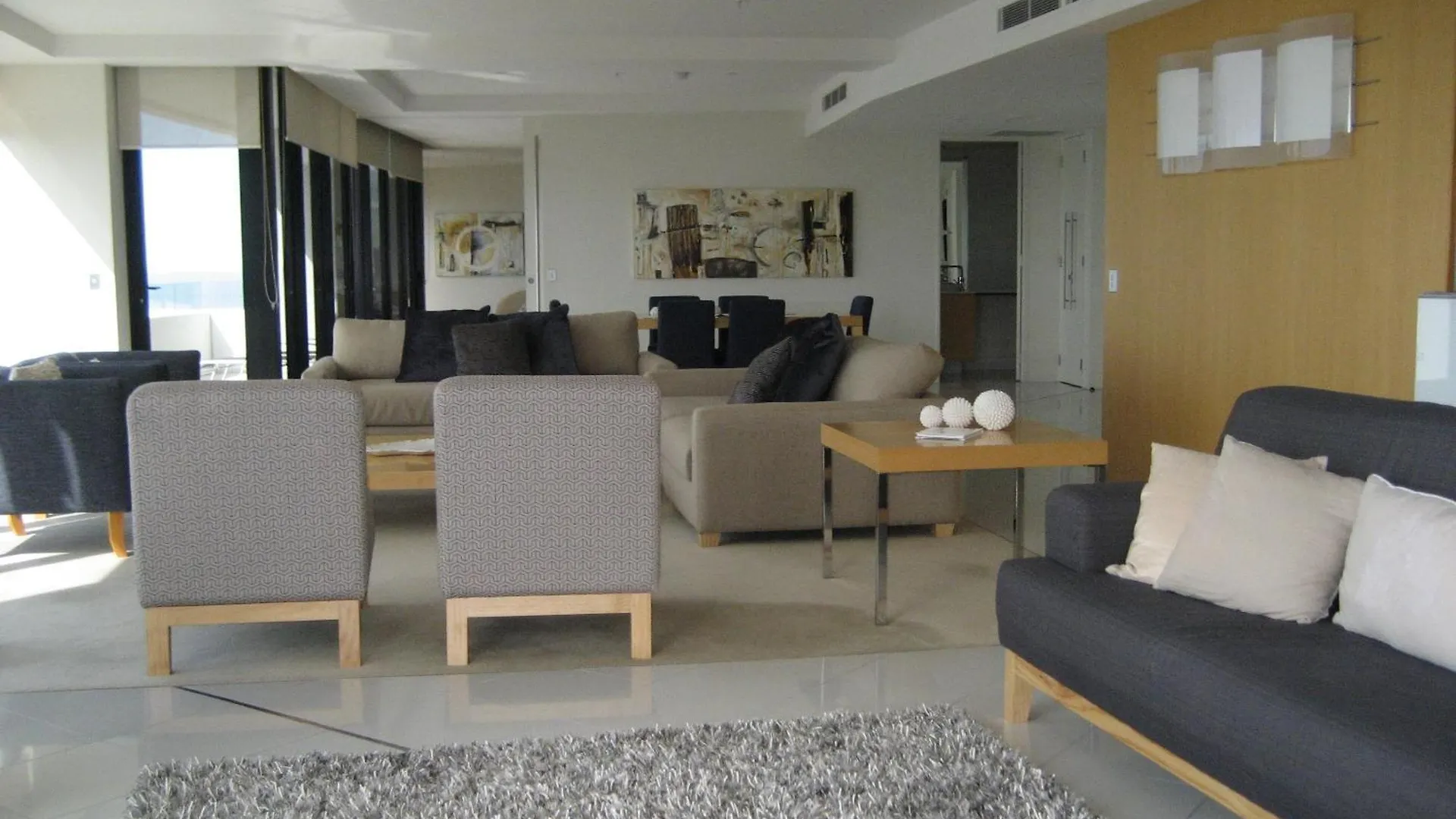 Aria Aparthotel
