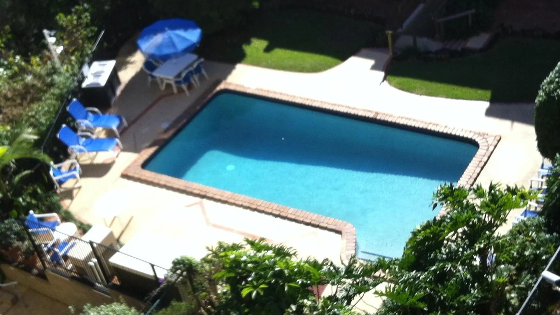 Aparthotel Carool