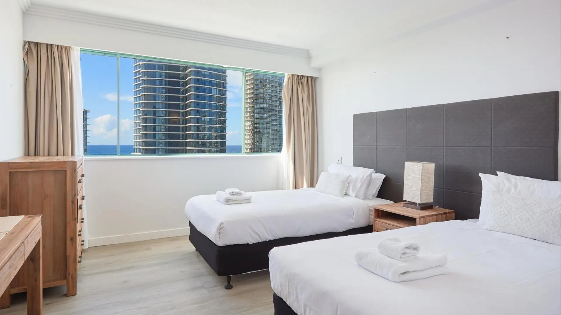 Crown Tower By Serain Residences *