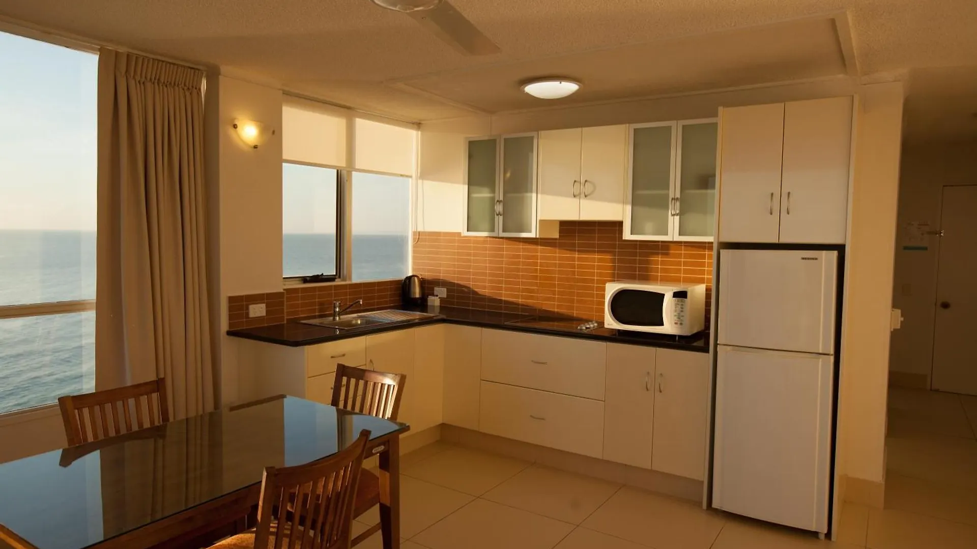 Chateau Beachside Gold Coast