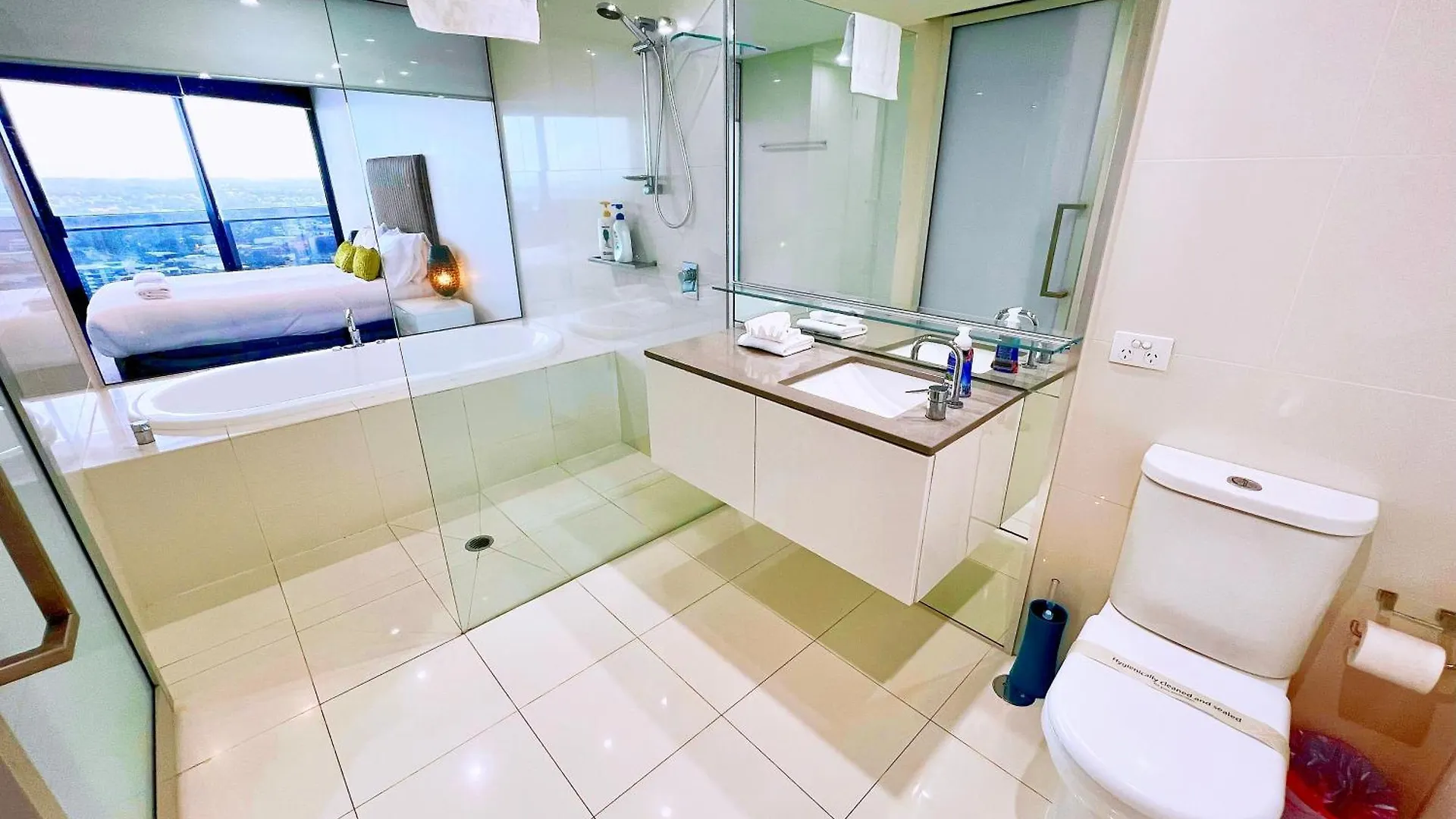 Circle On Cavill Surfers Paradise Apartments-holiday Paradise Apartmán Gold Coast