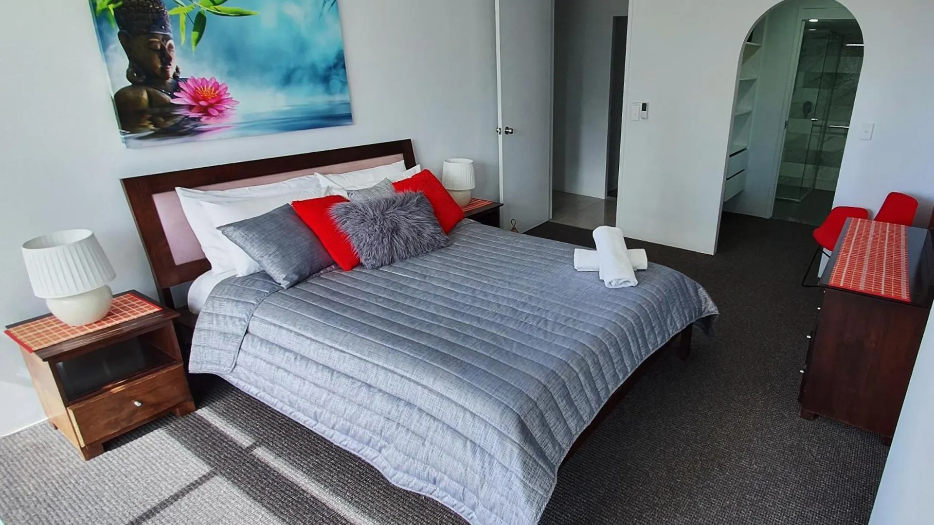 Aparthotel Surfers Gold Coast
