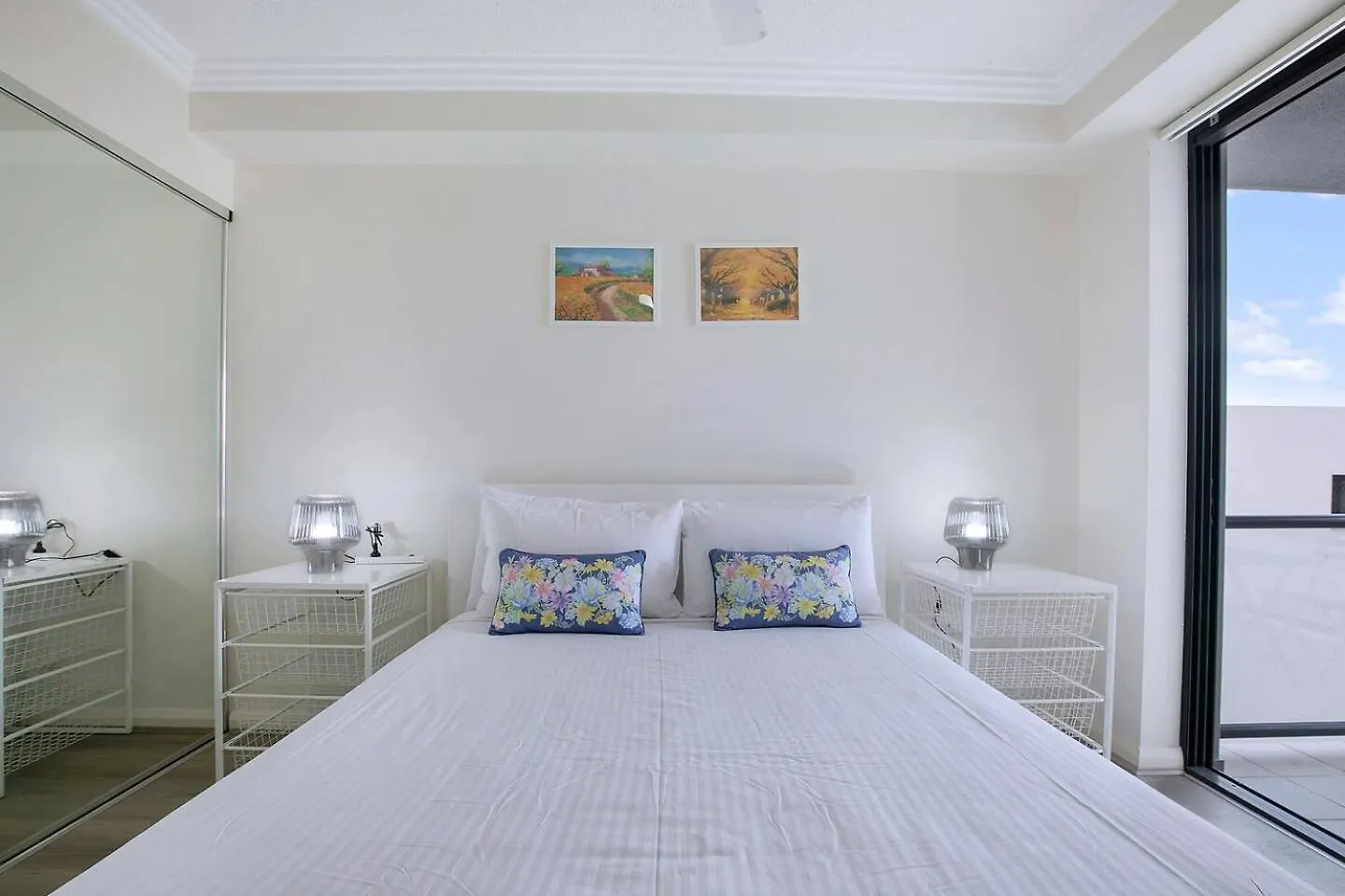 Breezy Beachside - Enjoy Outdoor Fun And Relaxation Apartment Gold Coast