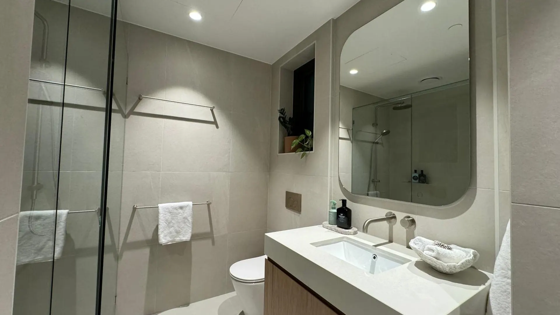 The Reef - Kirra Gold Coast