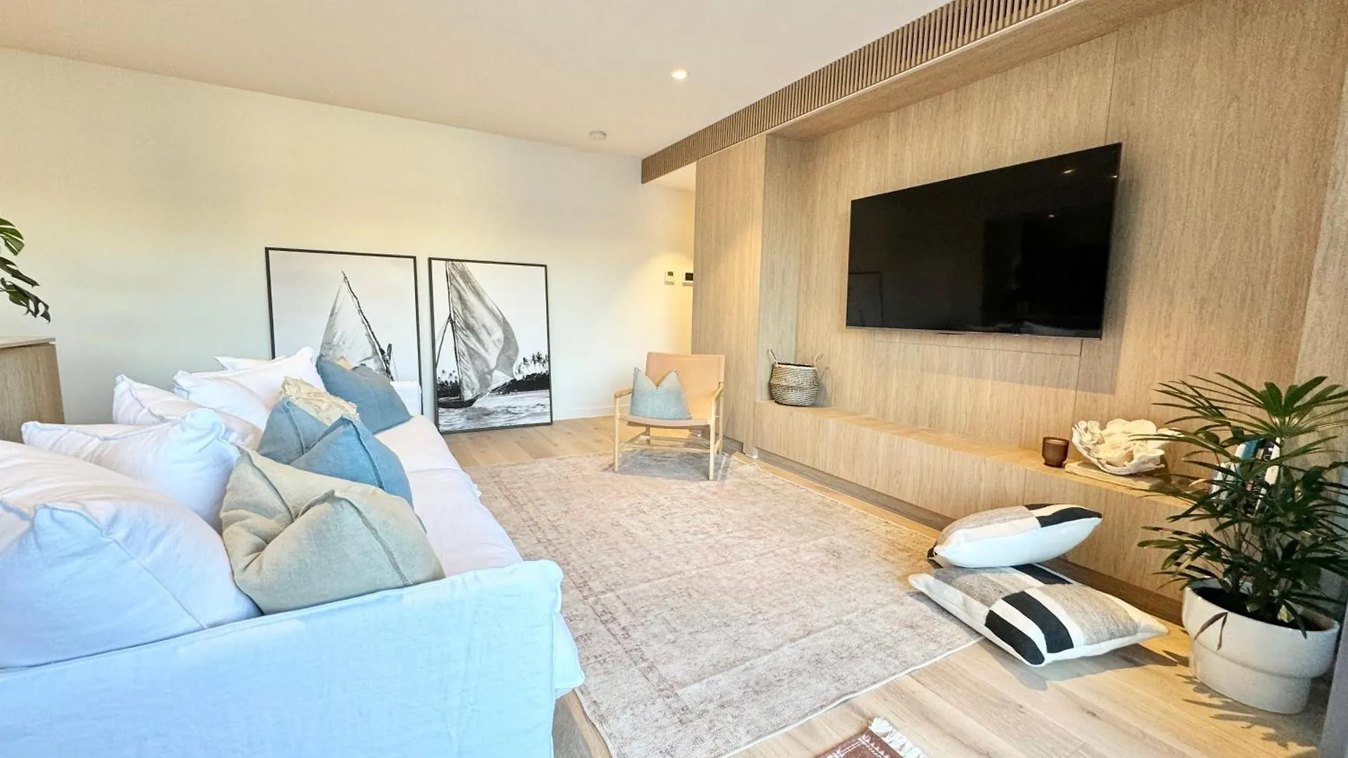The Reef - Kirra Apartment