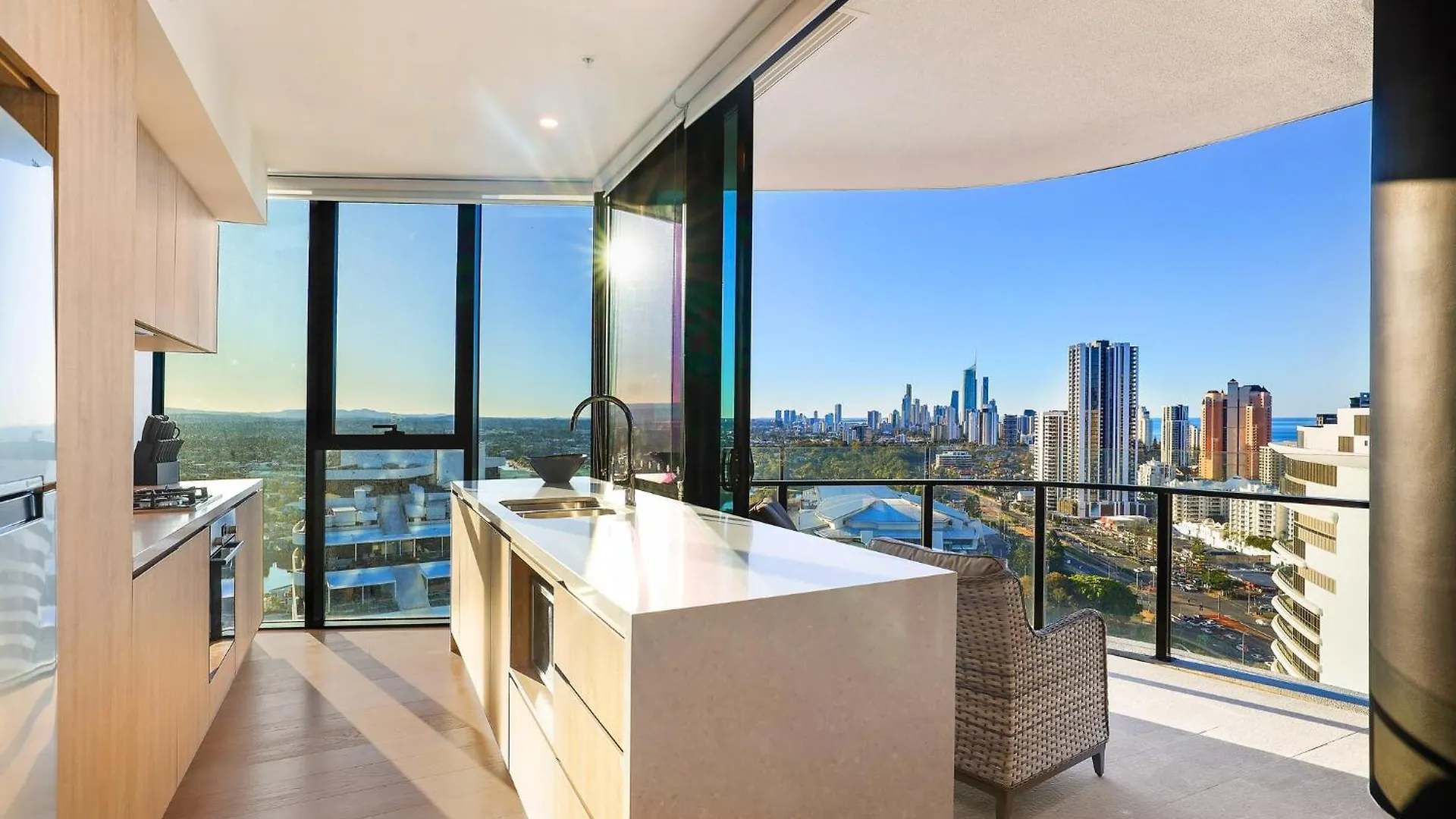 Luxury S Casino Residences Broadbeach - Paradise