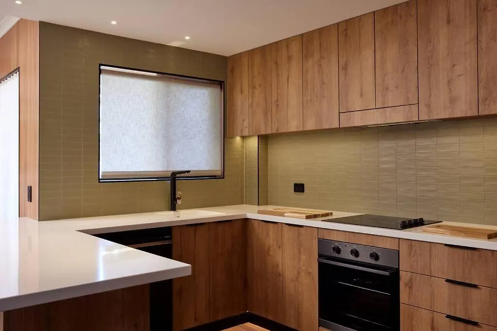 Beachside Palm Luxury - 2 Bedroom