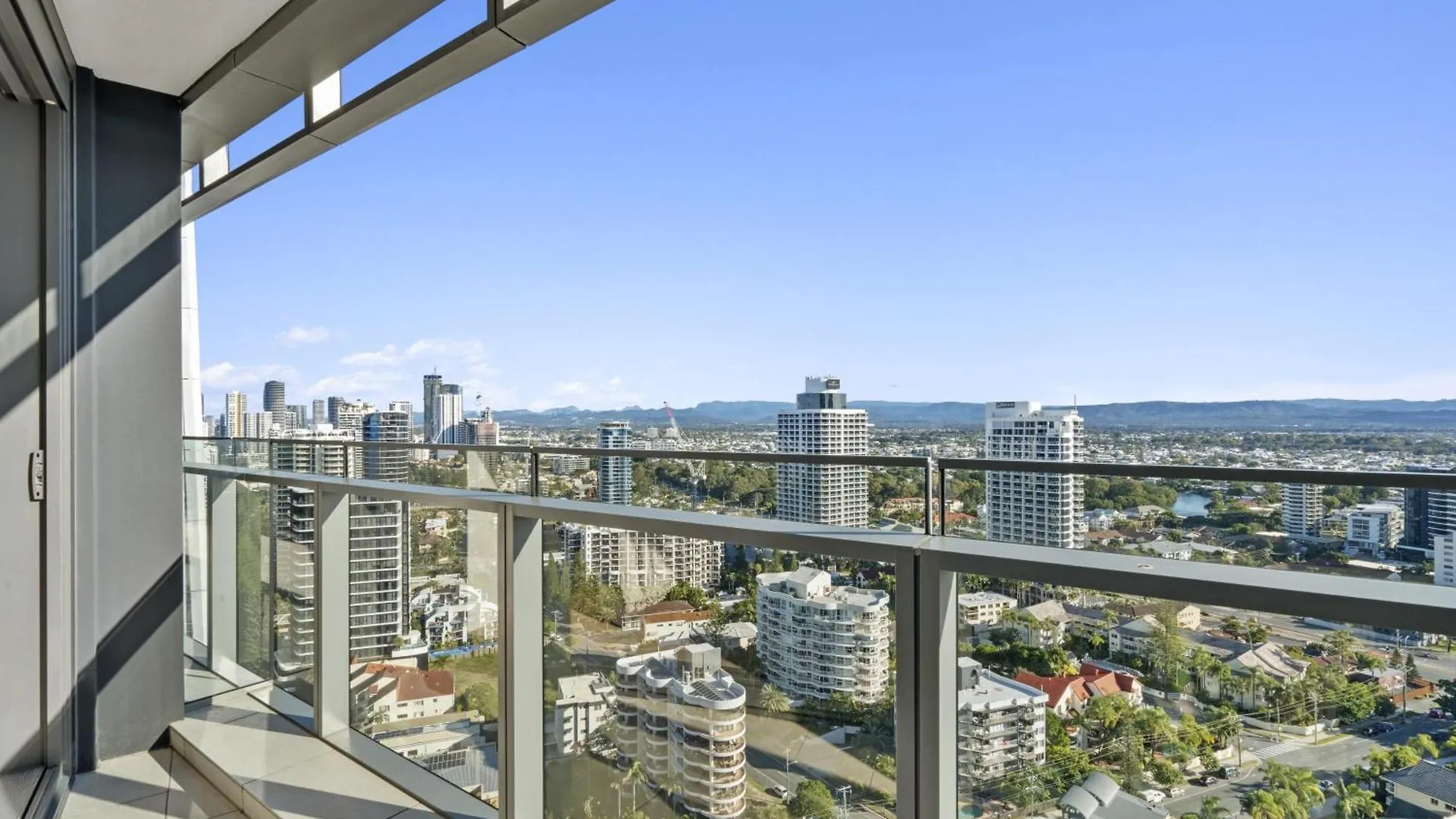 Luxury Units At The Jewel Residences - Q