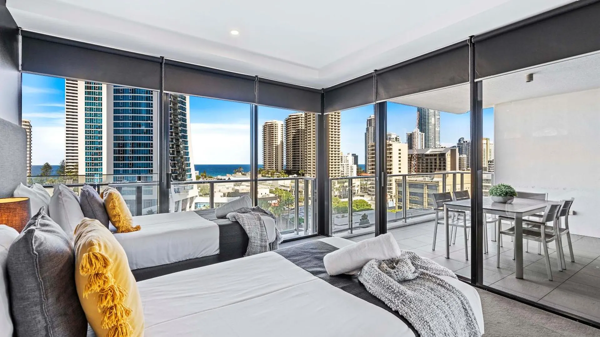 Apartamento Two Bedroom Self Contained - Circle On Cavill - Privately Managed *