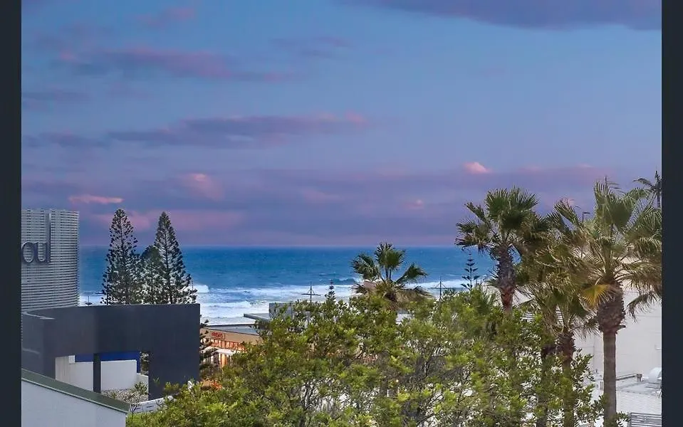Surfers Paradise * 黄金海岸