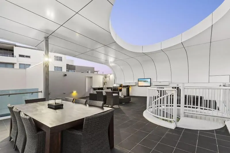 Διαμέρισμα Penthouse Beachside