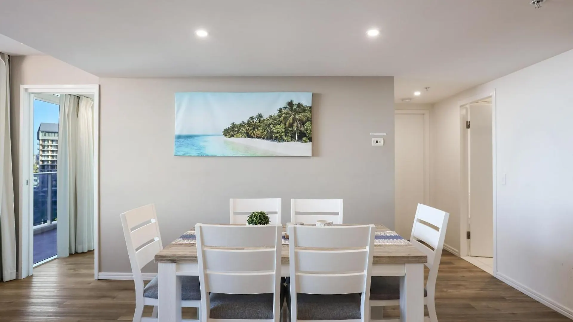 Perfect H Tower Getaway Sufers Paradise Apartment Gold Coast