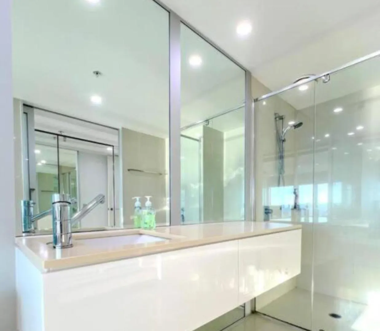 Q1 Skyview Retreat - Level 31 Spectacular Views شقة