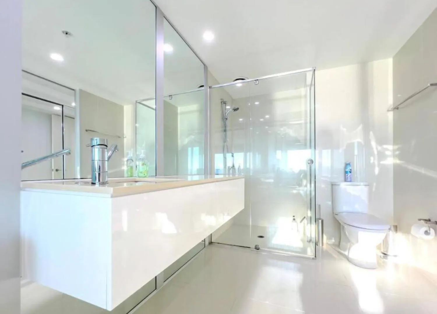 شقة Q1 Skyview Retreat - Level 31 Spectacular Views *