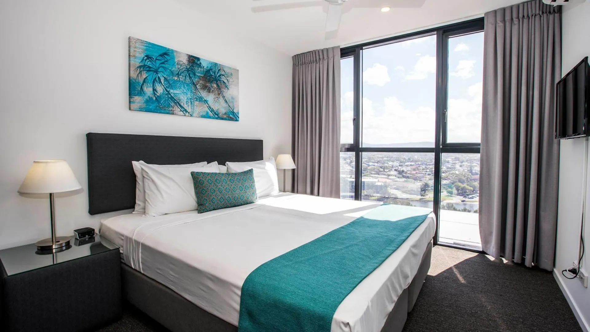 Apartmanhotel Synergy Broadbeach - Official 4*