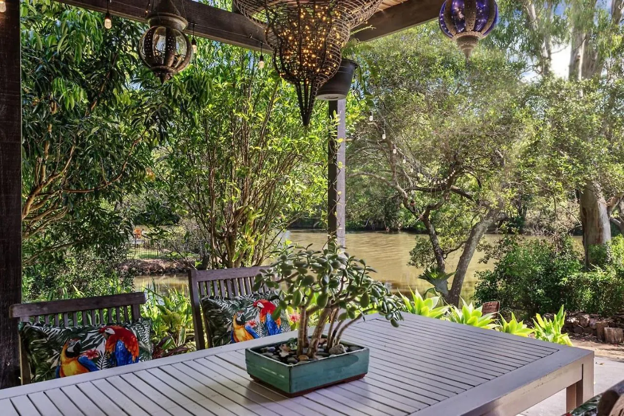 Σπίτι διακοπών Riverfront Oasis In Elanora