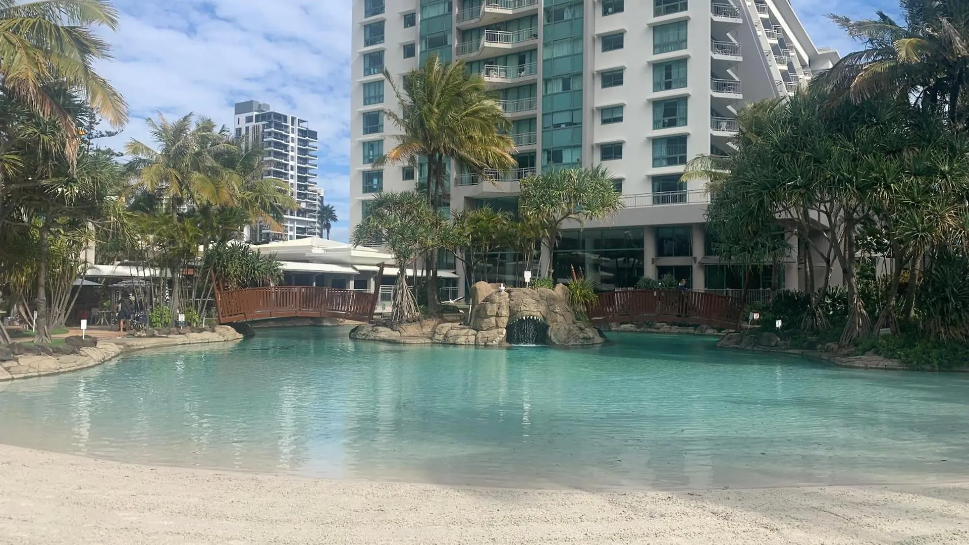 Crown Towers - Private
