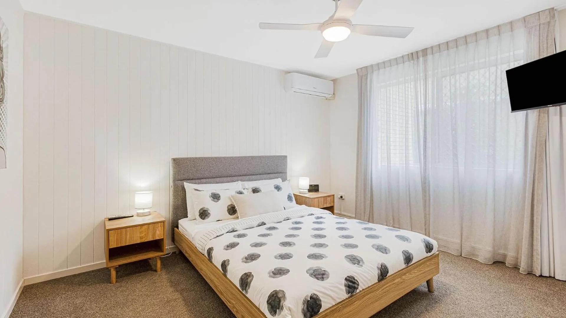 Apartment 3 Haig Place *