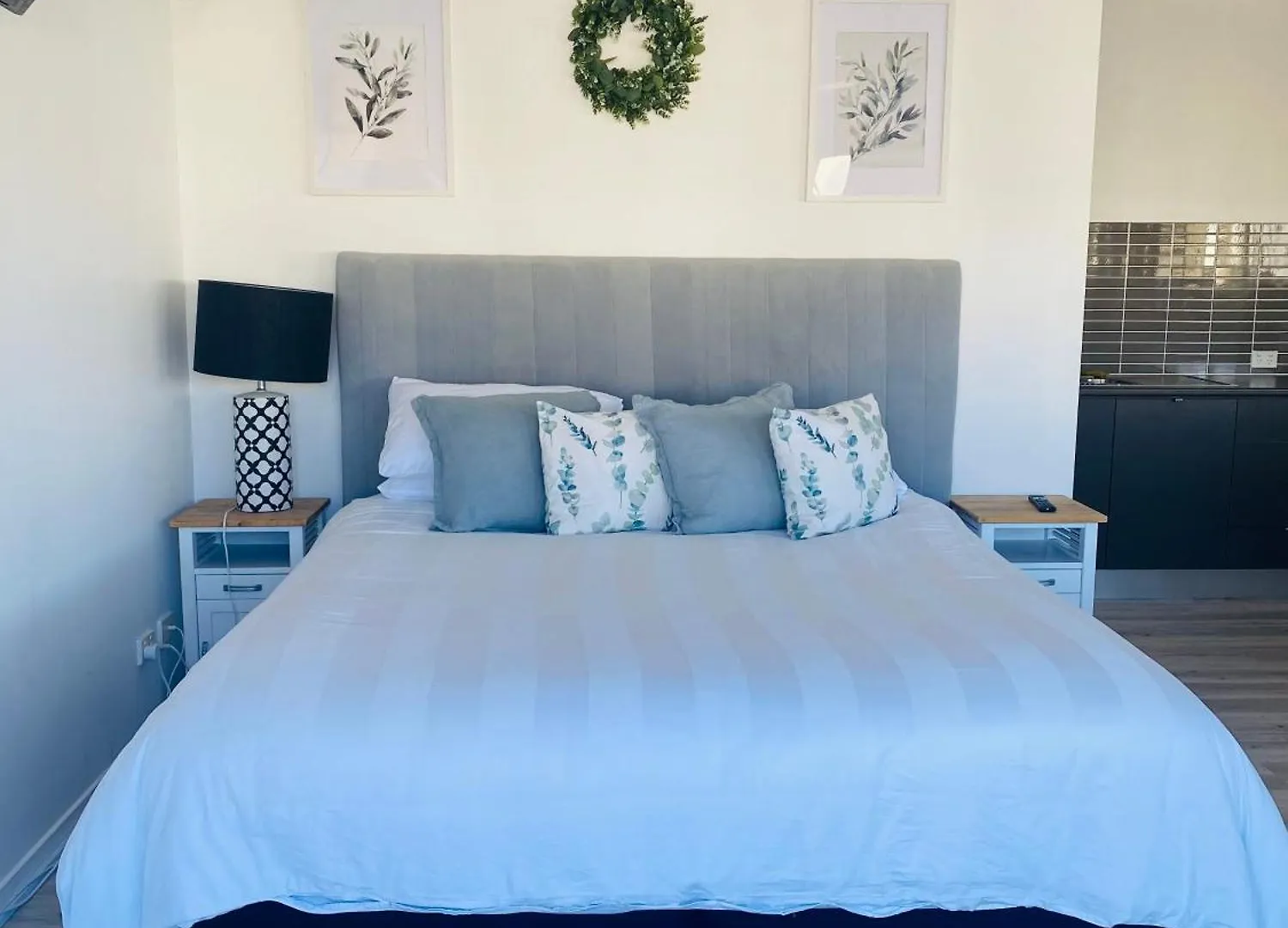 Self Contained - Sleeps 4 דירה גולד קוסט