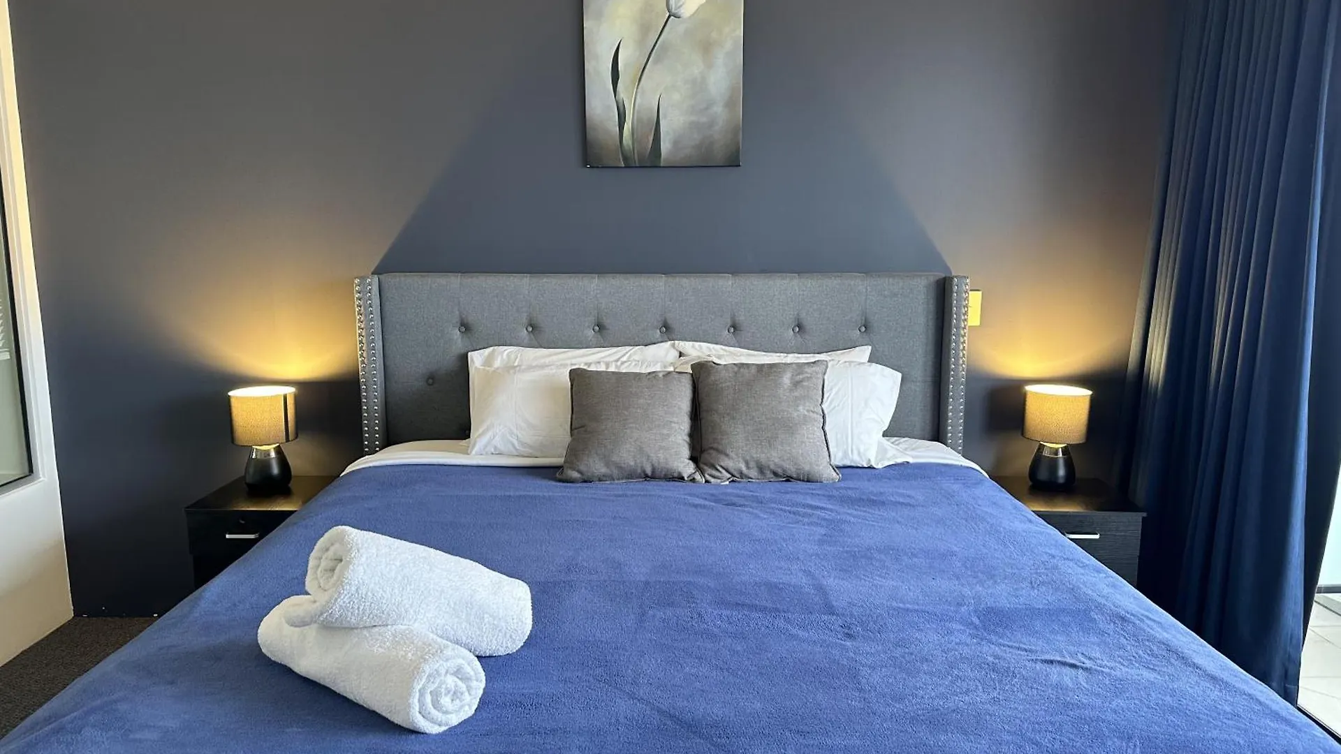 Beachview Surfers 2bd Lux
