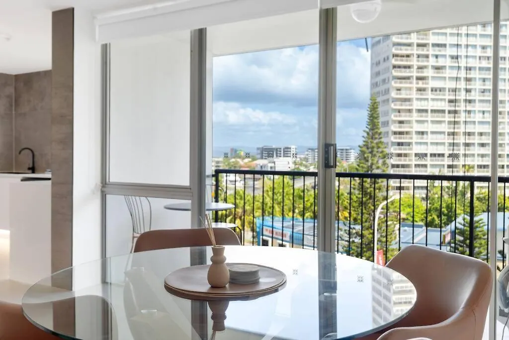Διαμέρισμα 2br Modern Surfers Paradise Χρυσή Ακτή