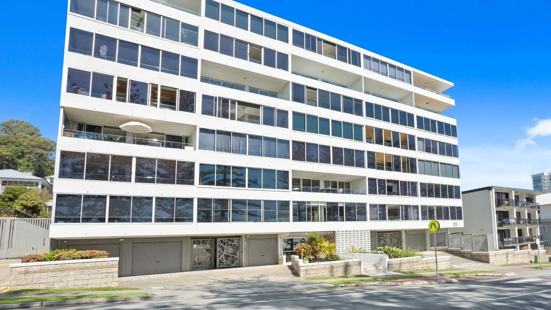 Goodwin Towers - Hosted By Burleigh Letting Apartment *