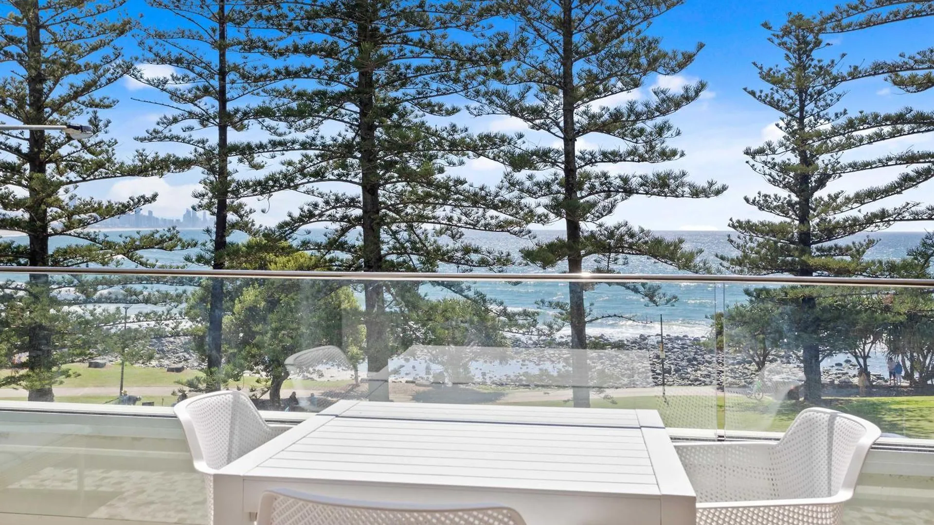 Apartment Goodwin Towers - Hosted By Burleigh Letting Gold Coast