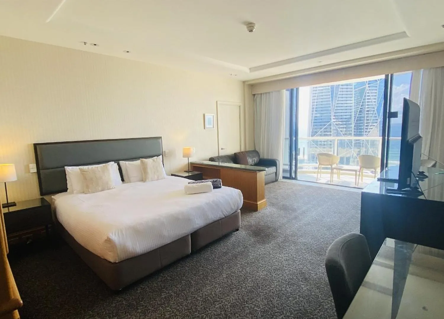 Ocean View Surfers Paradise Apartment *