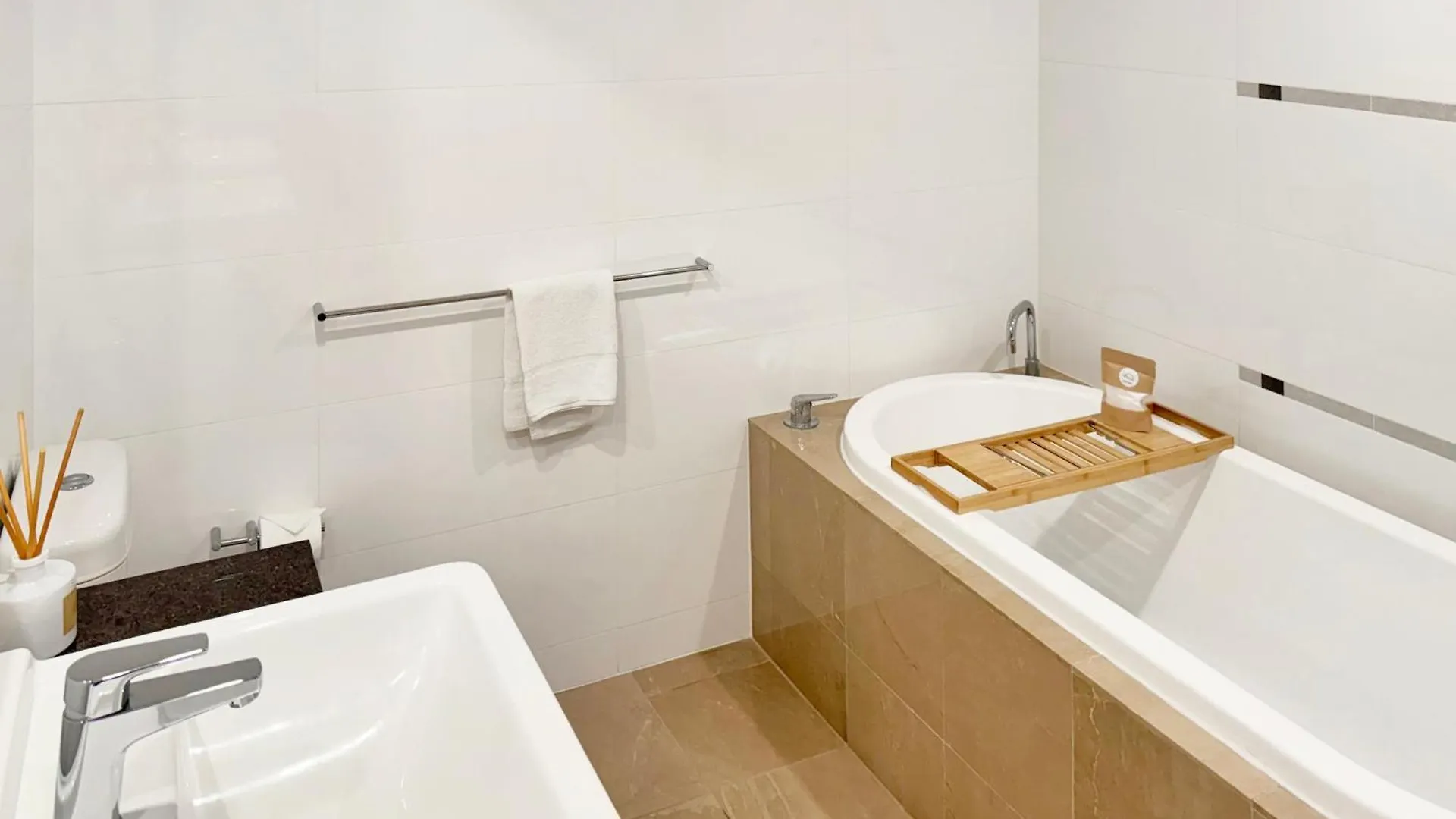 Sierra Grand 15th Floor Ocean Views Parking Апартаменты