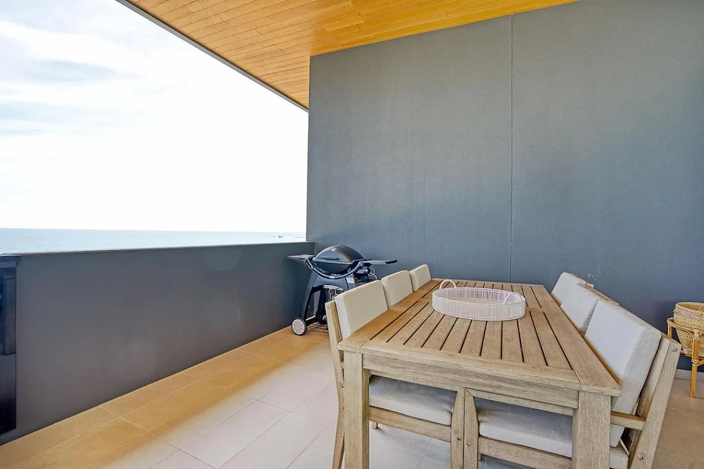 アパート Sable Penthouse At Palm Beach's Waterfront ゴールドコースト