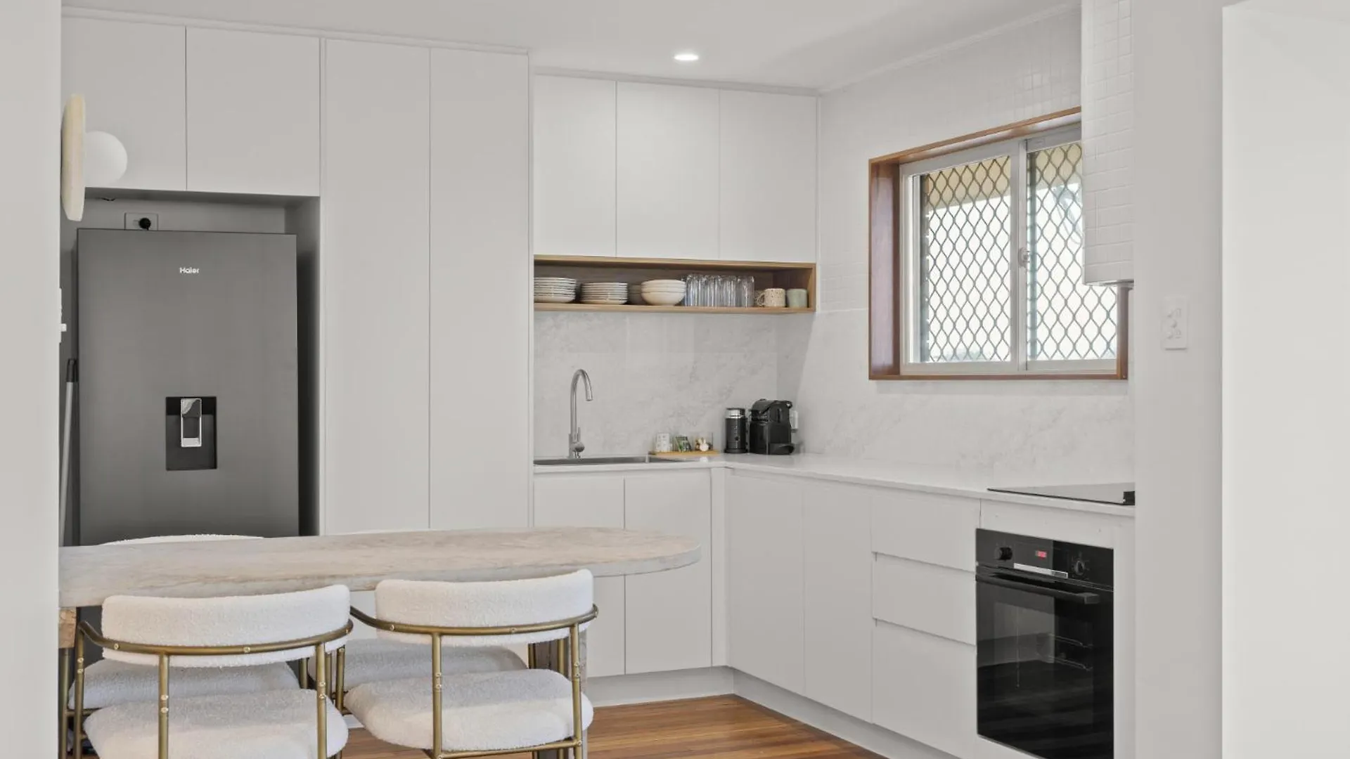 Sophisticated 2-bed Steps Away From Bilinga Gold Coast
