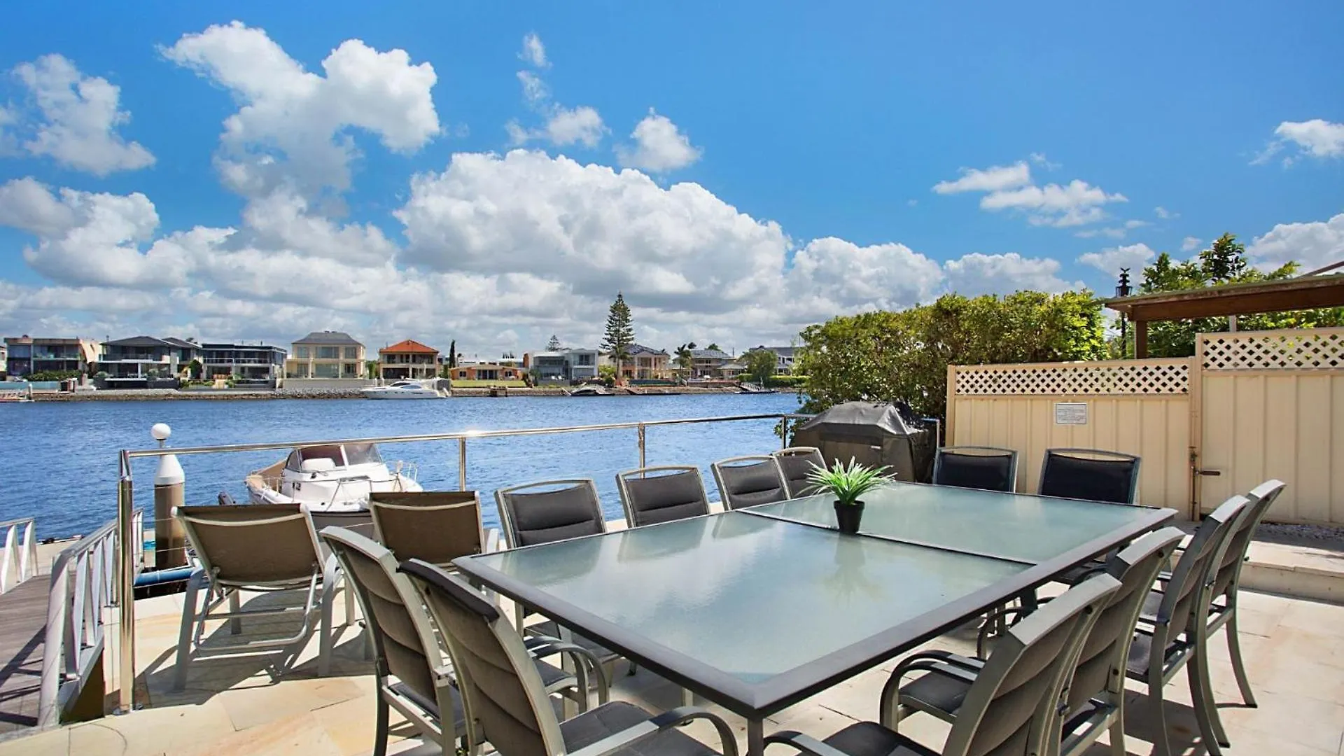 Casa Grande On The Water Ferienhaus *