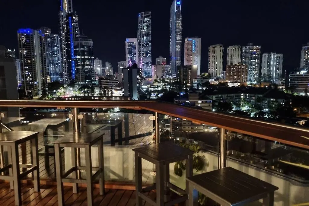 Surfers Paradise Penthouse & Rooftop Plunge Pool *