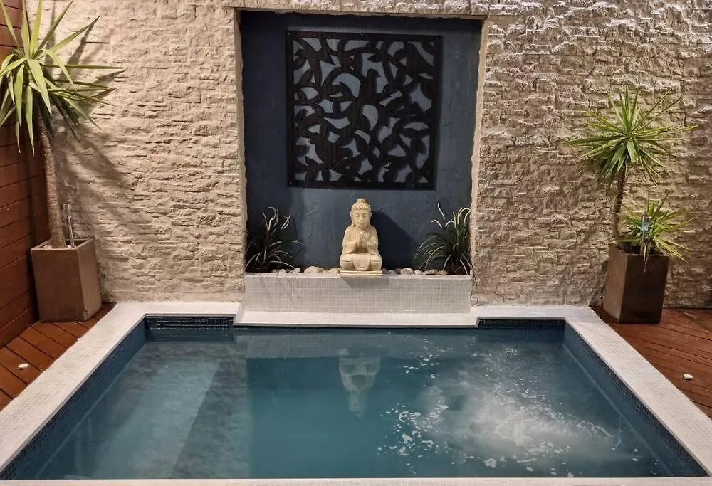 Holiday home Surfers Paradise Penthouse & Rooftop Plunge Pool Gold Coast