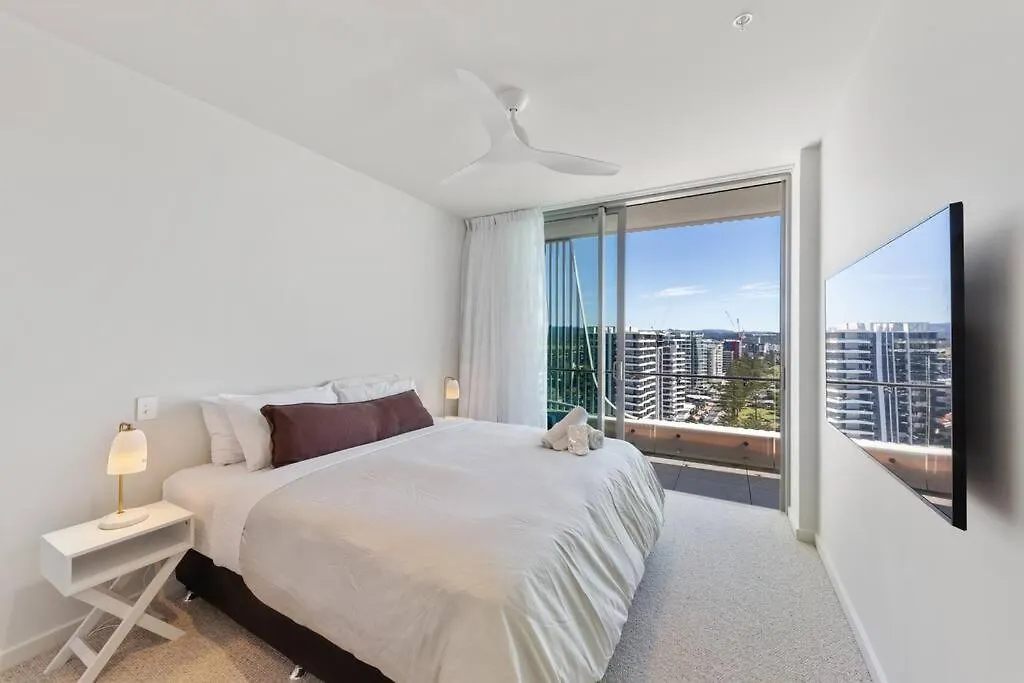 Apartment Luxurious 2br 2ba Oceanfront Kirra *