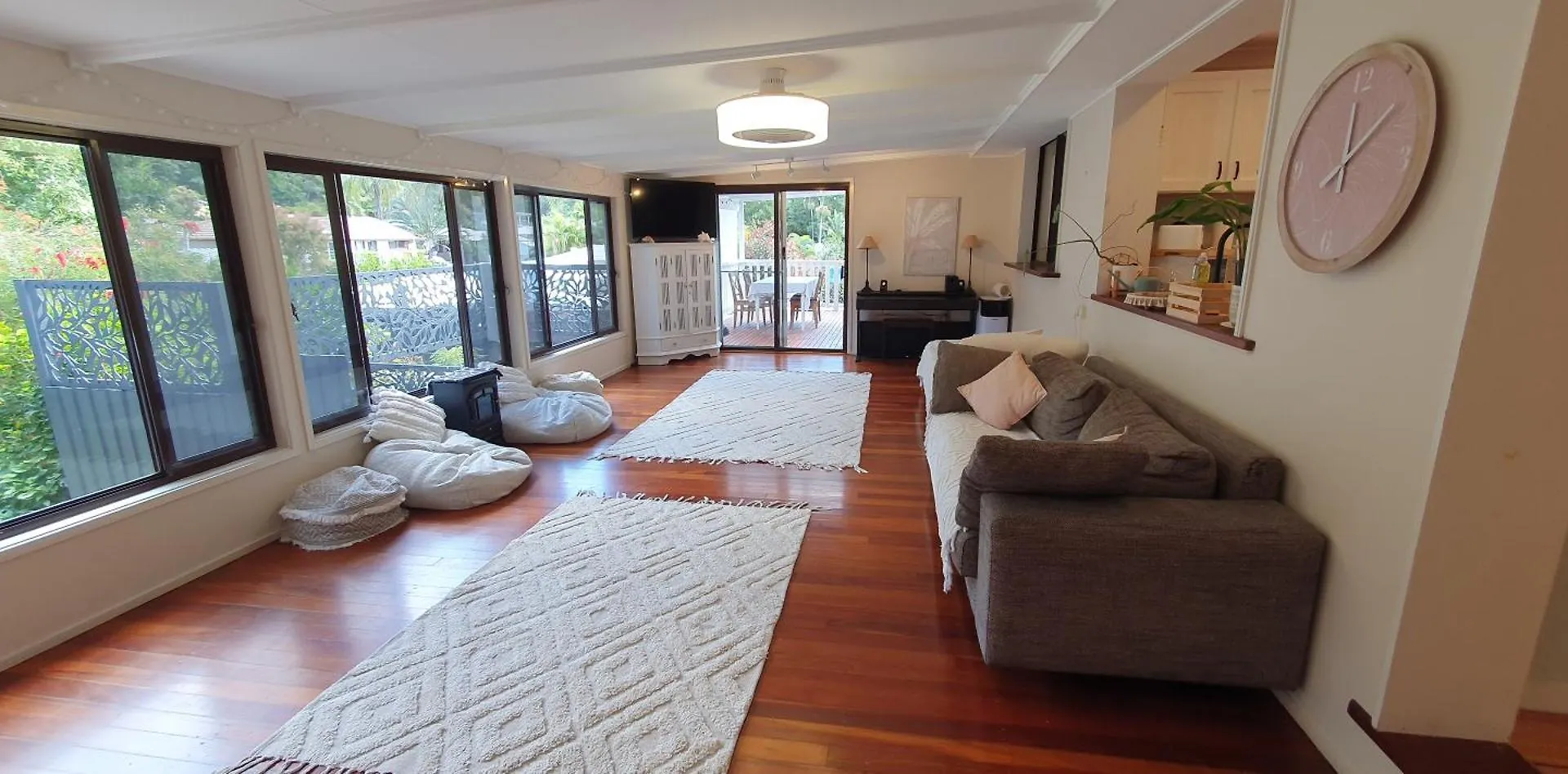 Apartment Family Retreat, 1 And Half Kms, Shops, Full *