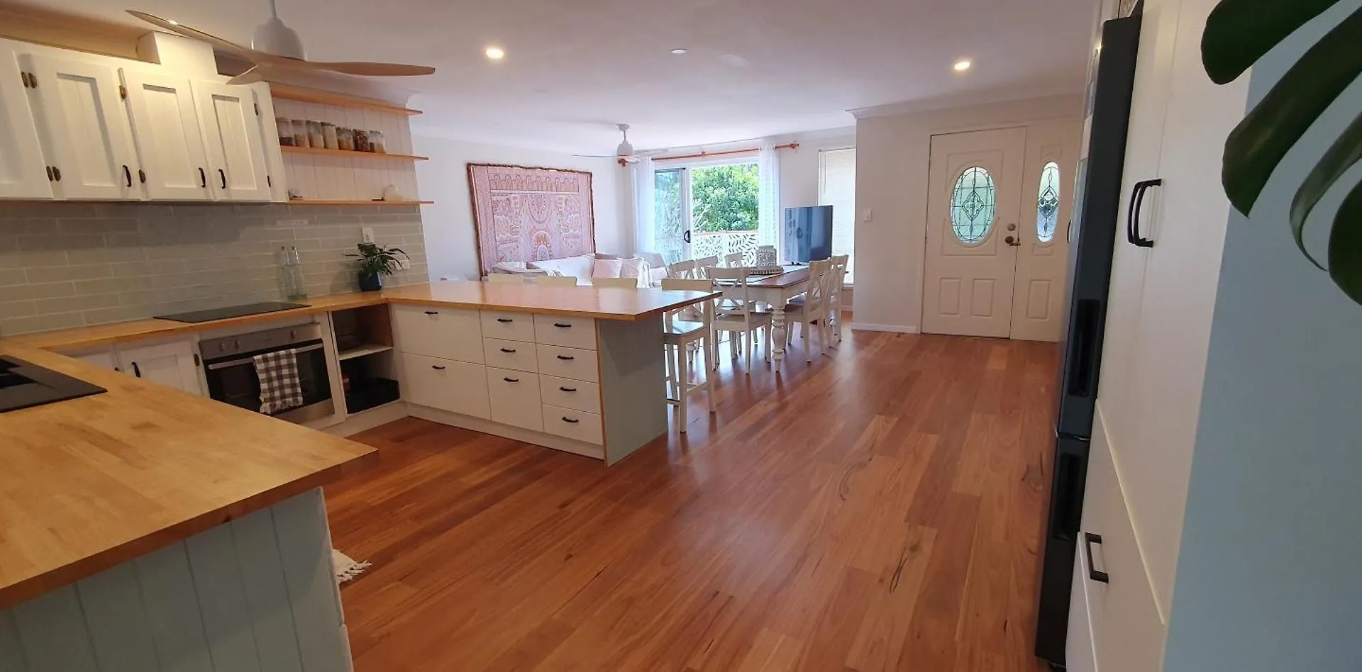 Apartment Family Retreat, 1 And Half Kms, Shops, Full