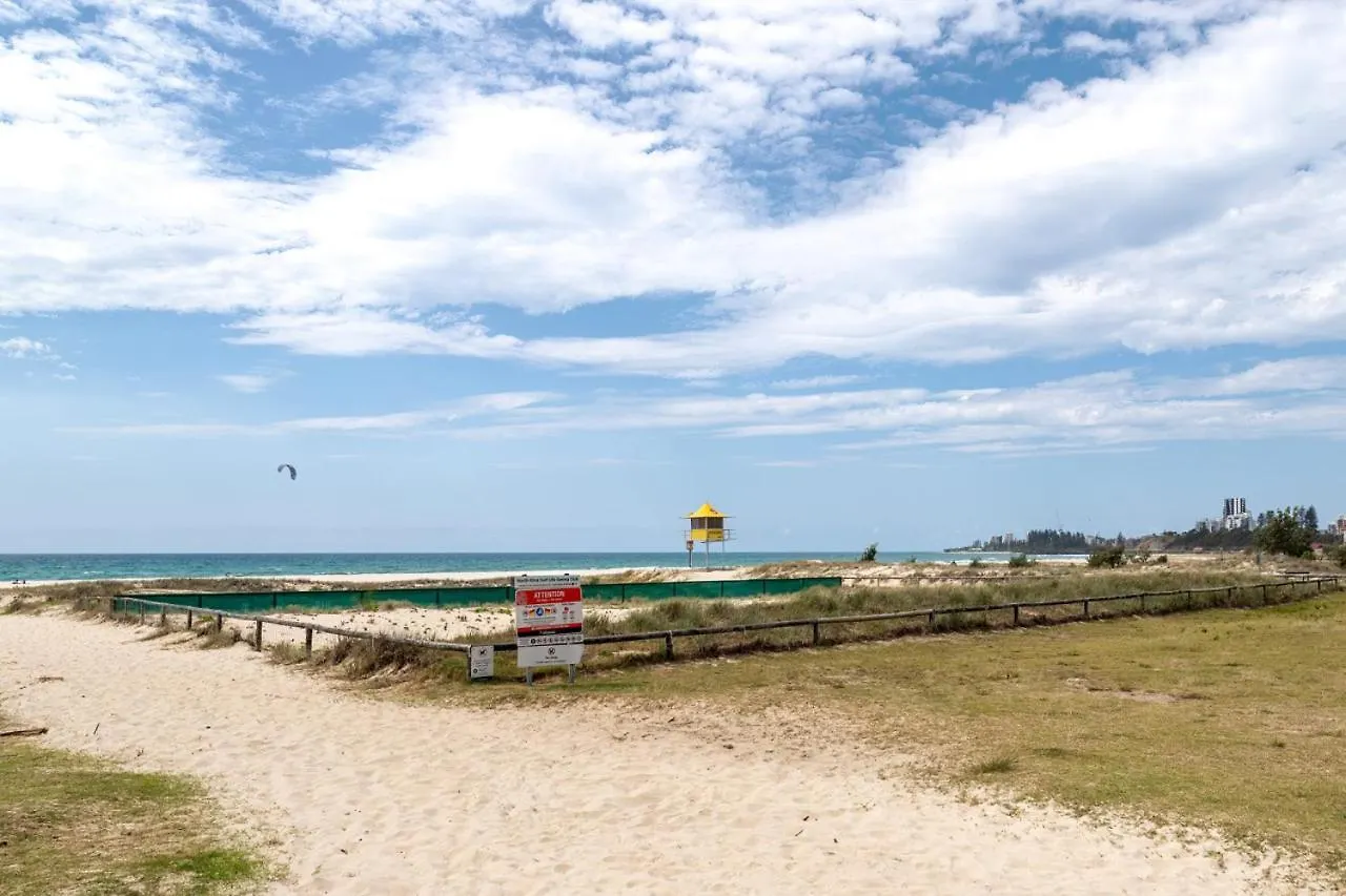 Bilinga Beachfront House Nyaraló