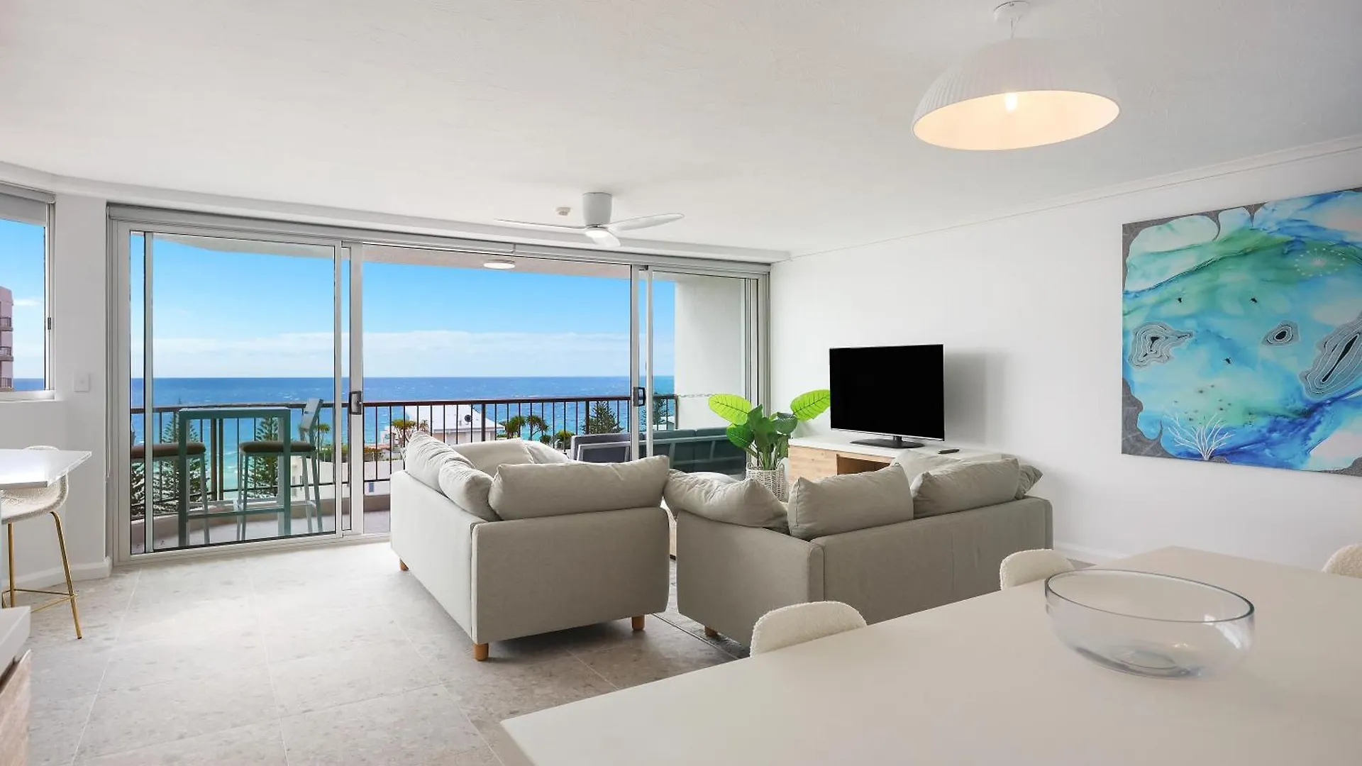Rainbow Commodore Coolangatta Aparthotel Gold Coast