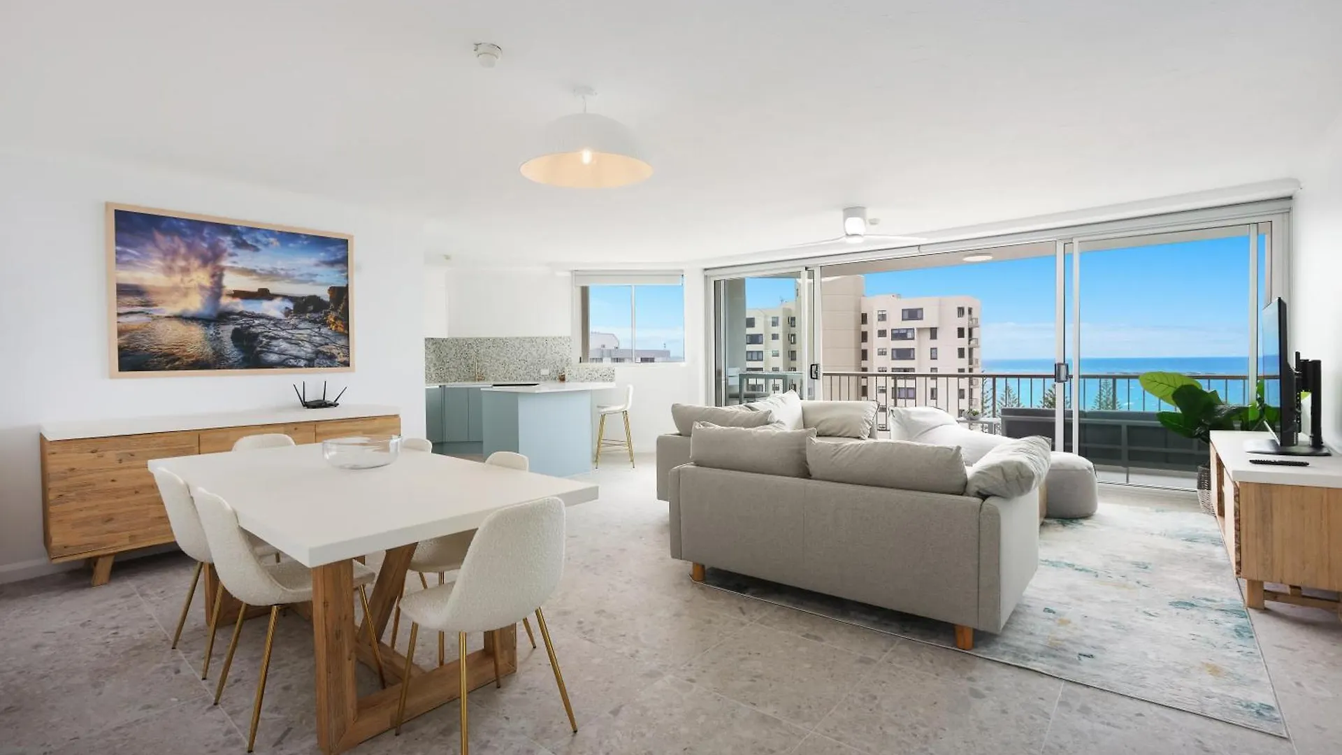 Rainbow Commodore Coolangatta 4*