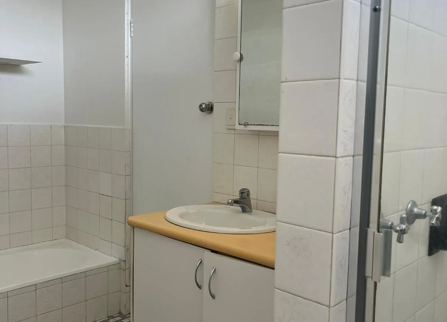 Browns Broadbeach Motel 3*