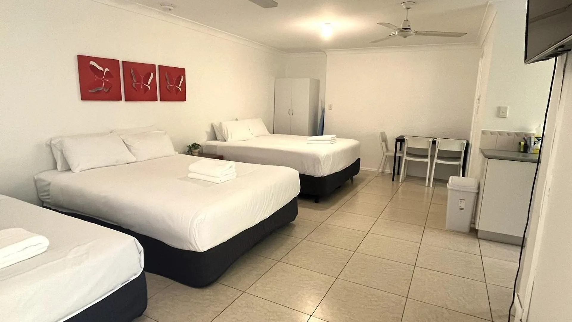 Browns Broadbeach 3* Gold Coast