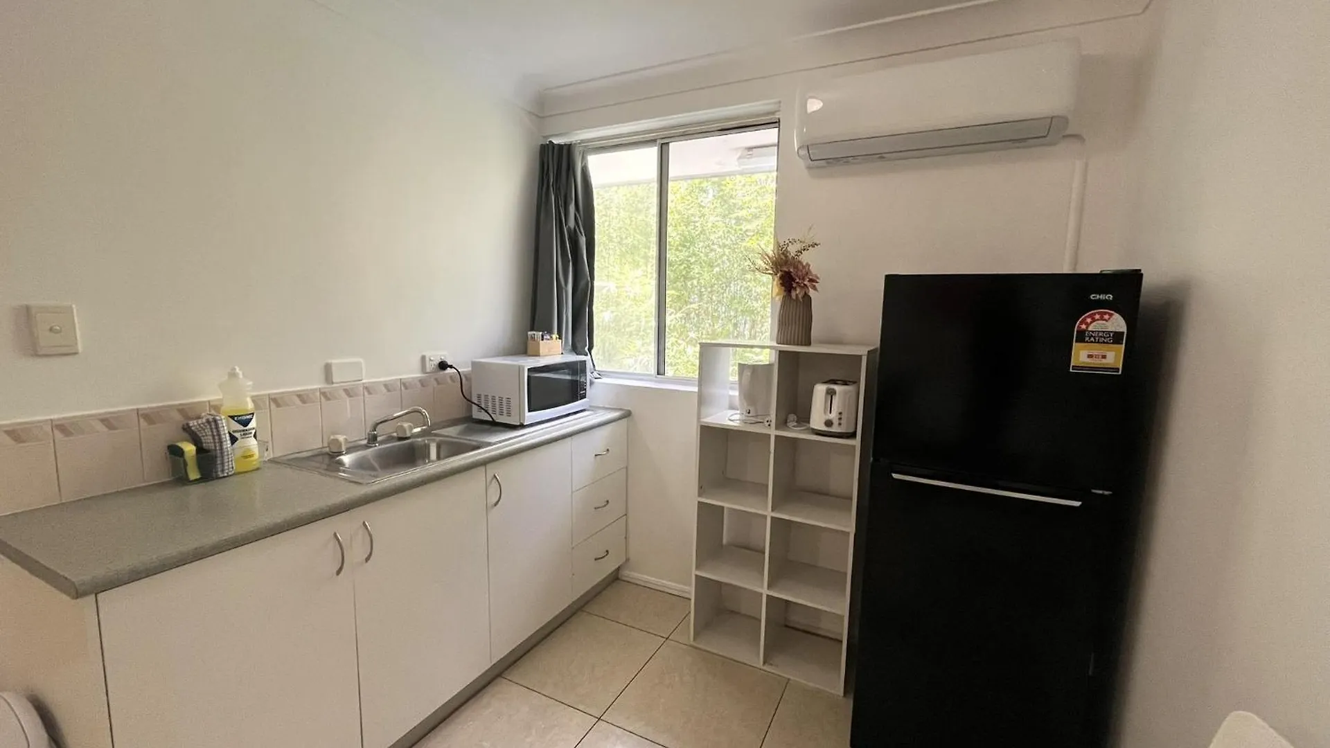 Browns Broadbeach Motel 3*