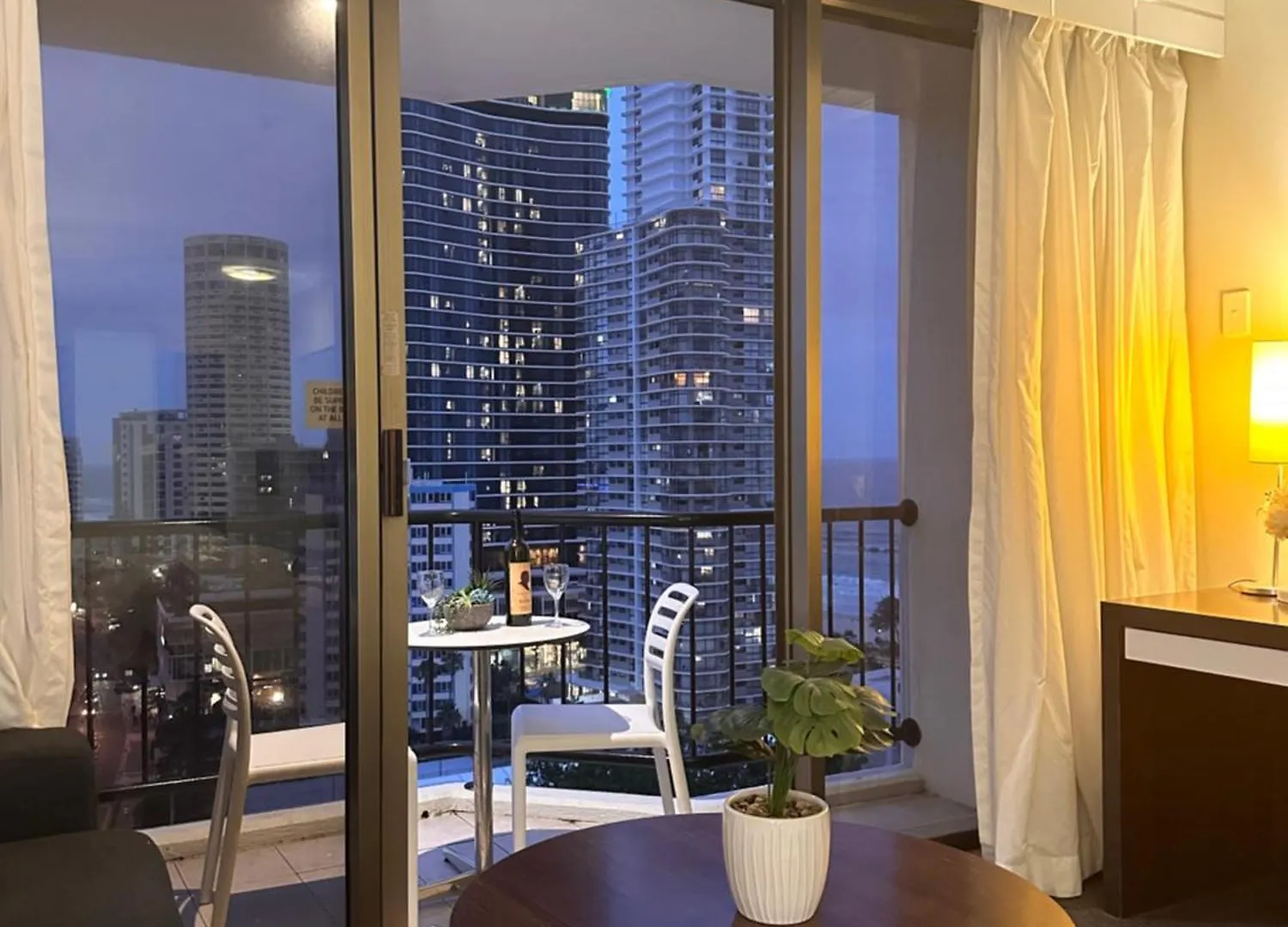 Hotell Mantra On View 4*