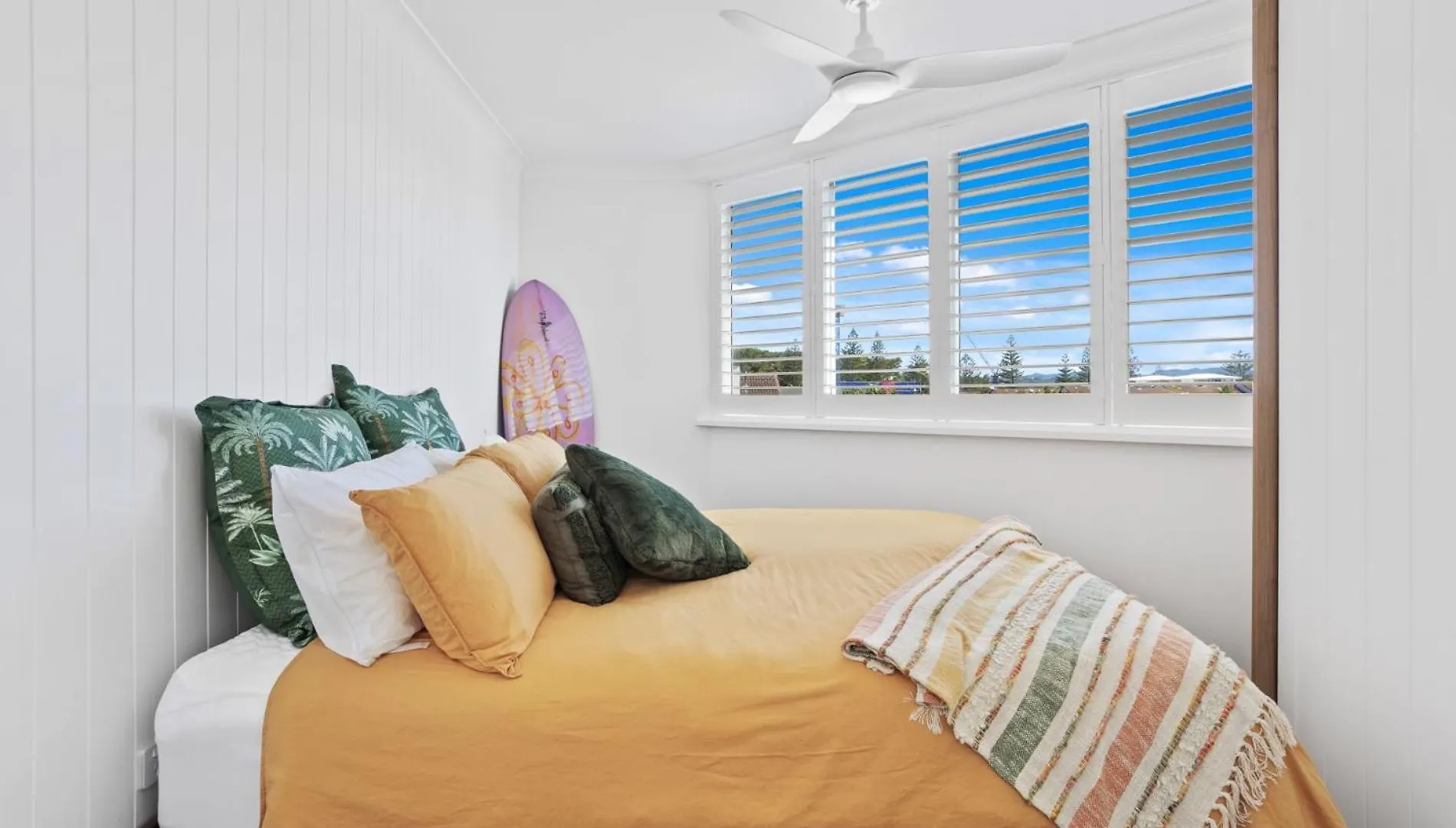 아파트 3 Bedroom Miami Oceanfront Paradise 골드코스트