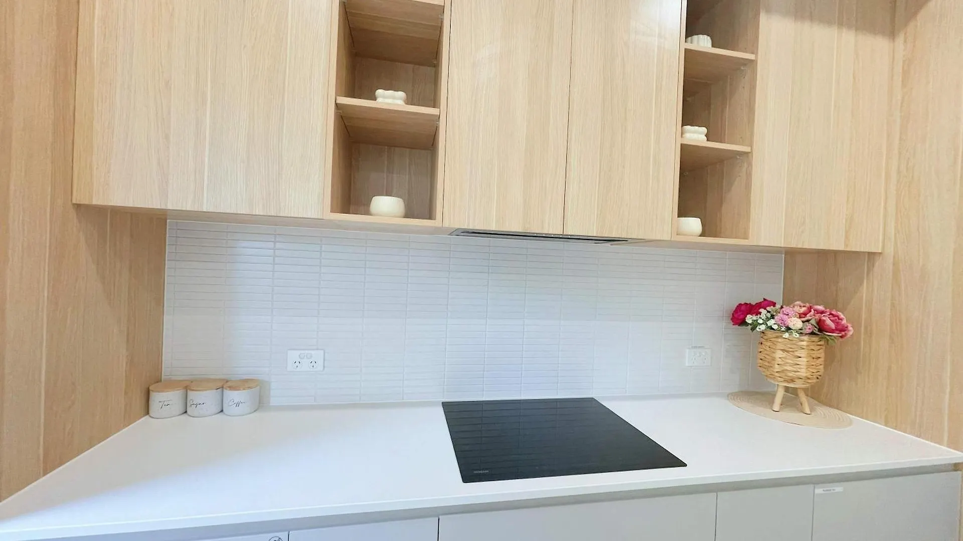 Brand New 3br Modern Comfort Oasis Wifi Parking Holiday home Gold Coast