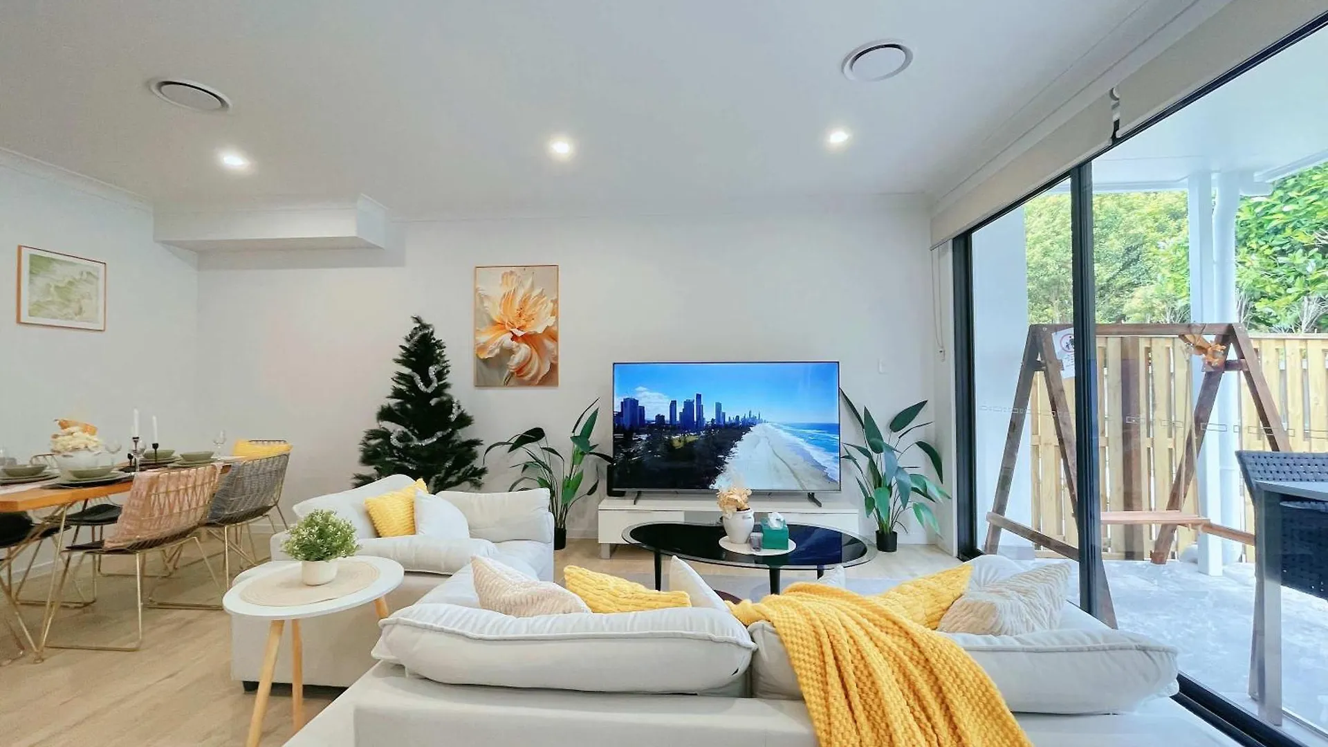 Holiday home Brand New 3br Modern Comfort Oasis Wifi Parking